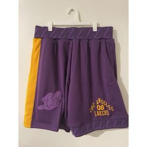 BODEGA LAKERS NBA MY TOWNS FASHION SHORTS MITCHELL AND NESS SZ MED BRAND NEW